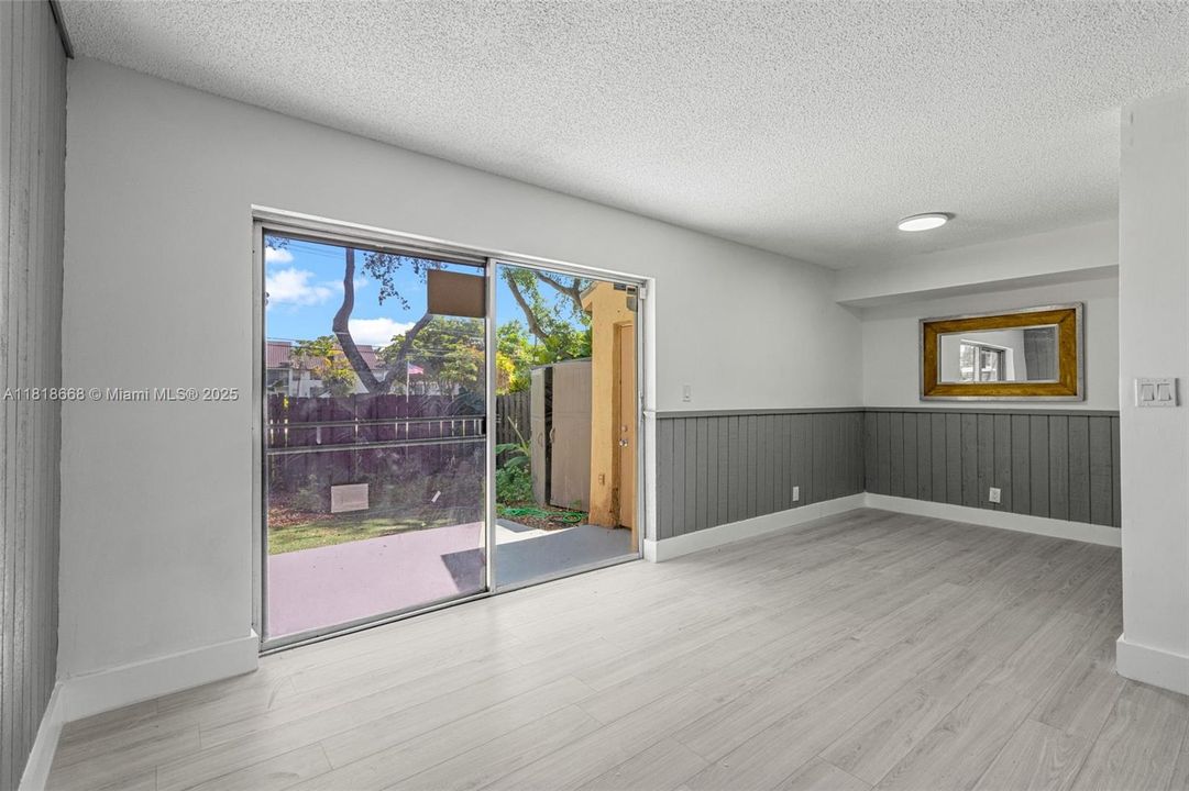 Recently Sold: $339,000 (3 beds, 2 baths, 1650 Square Feet)