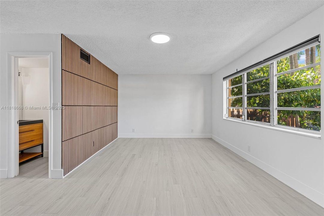 Recently Sold: $339,000 (3 beds, 2 baths, 1650 Square Feet)