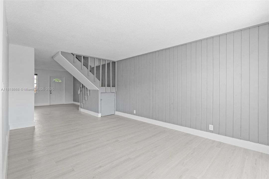 Recently Sold: $339,000 (3 beds, 2 baths, 1650 Square Feet)