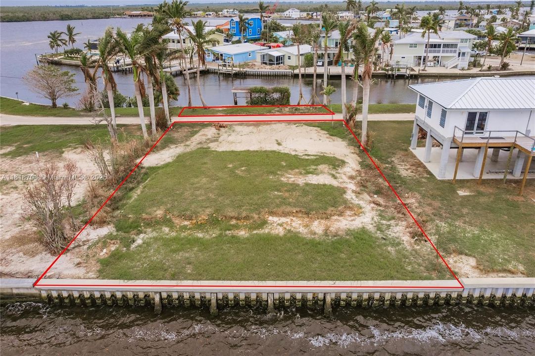 For Sale: $550,000 (0.16 acres)