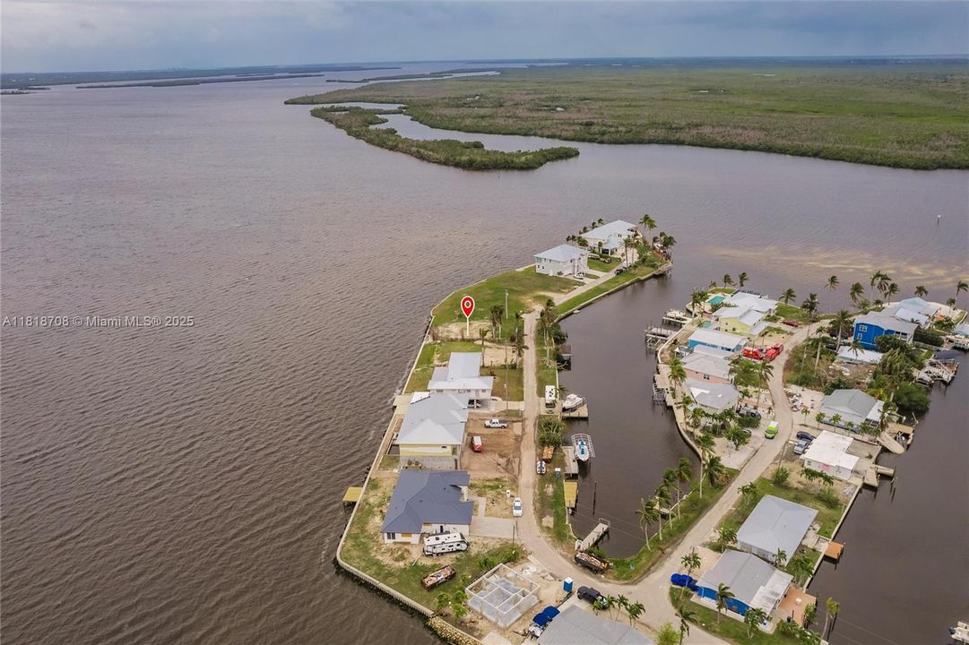 For Sale: $550,000 (0.16 acres)