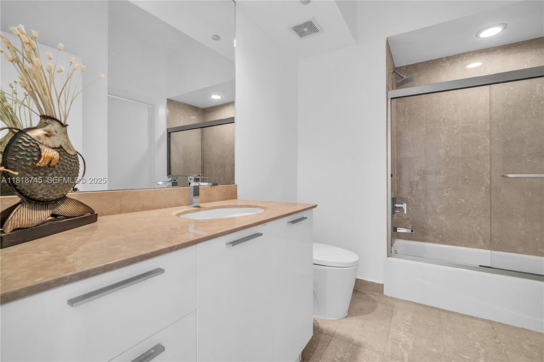 2ND BATHROOM ,CONNECTS HALL & BR