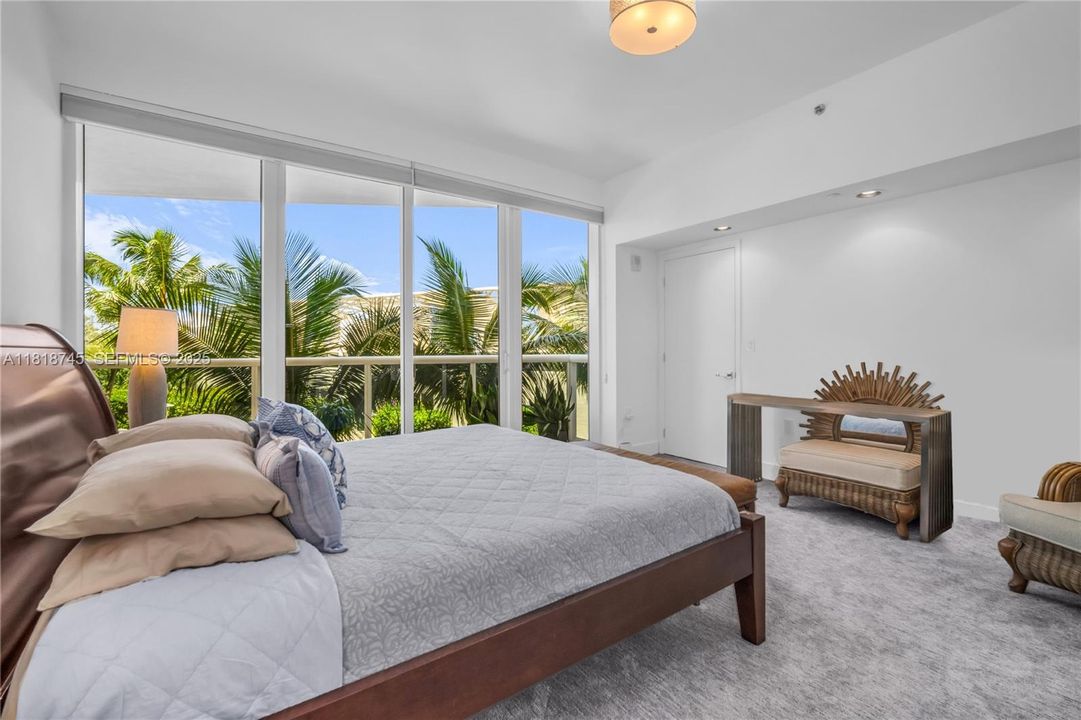 For Sale: $1,499,500 (2 beds, 2 baths, 1658 Square Feet)