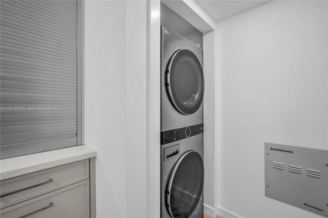 full size Washer Dryer