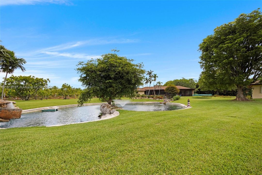 Recently Sold: $1,375,000 (4 beds, 3 baths, 4223 Square Feet)