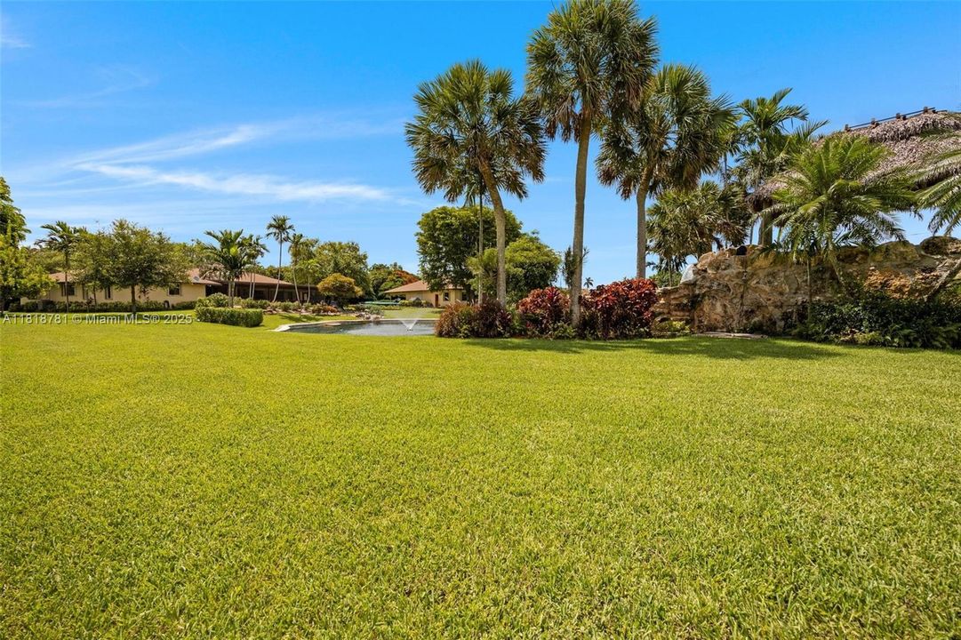 Recently Sold: $1,375,000 (4 beds, 3 baths, 4223 Square Feet)