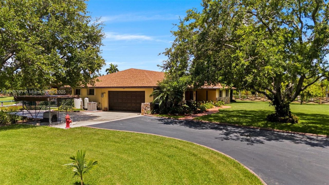 Recently Sold: $1,375,000 (4 beds, 3 baths, 4223 Square Feet)