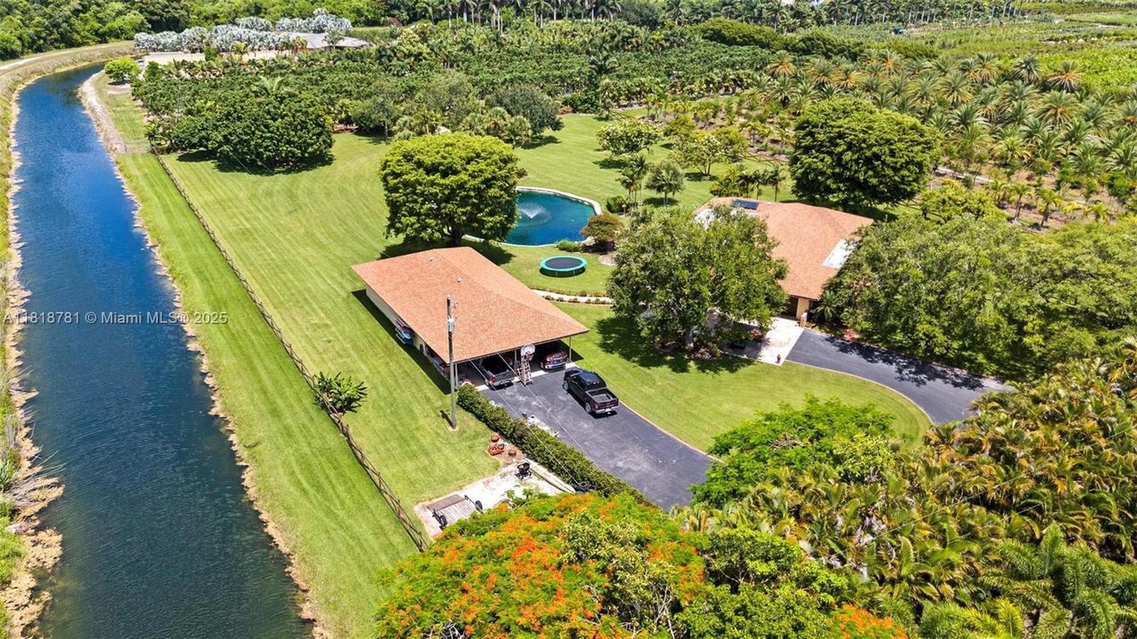 Recently Sold: $1,375,000 (4 beds, 3 baths, 4223 Square Feet)