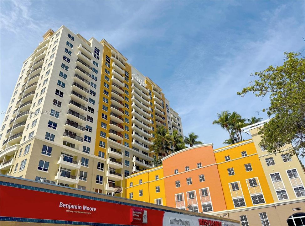 На продажу: $454,990 (1 спален, 1 ванн, 1000 Квадратных фут)