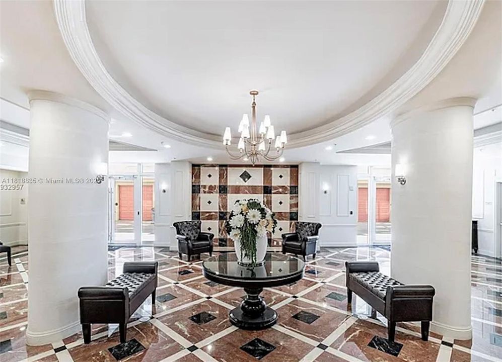 На продажу: $454,990 (1 спален, 1 ванн, 1000 Квадратных фут)