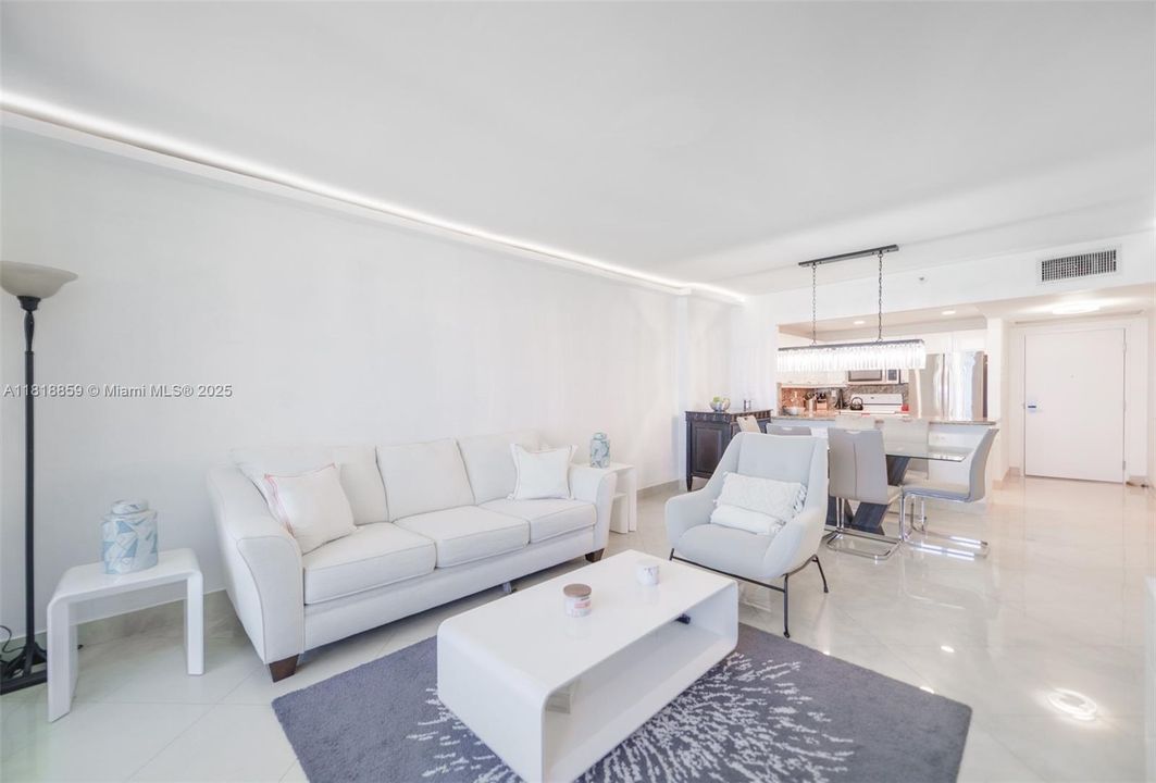 Active With Contract: $1,350,000 (1 beds, 1 baths, 850 Square Feet)