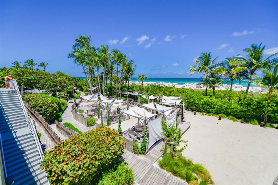 Active With Contract: $1,350,000 (1 beds, 1 baths, 850 Square Feet)