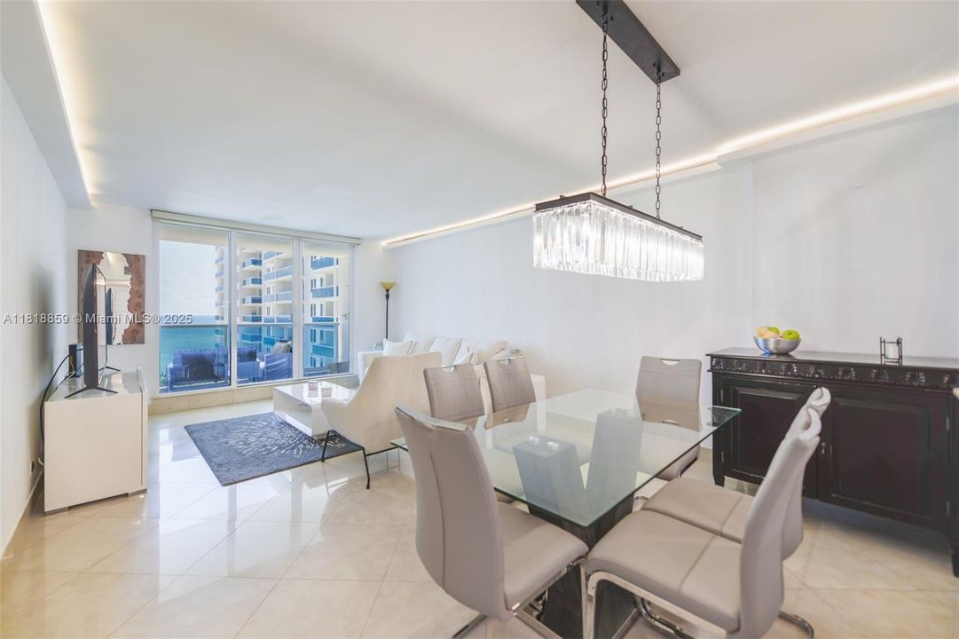 Active With Contract: $1,350,000 (1 beds, 1 baths, 850 Square Feet)