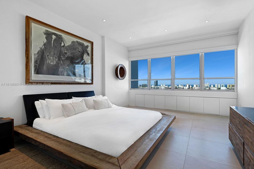 En Venta: $2,880,000 (2 camas, 2 baños, 1950 Pies cuadrados)