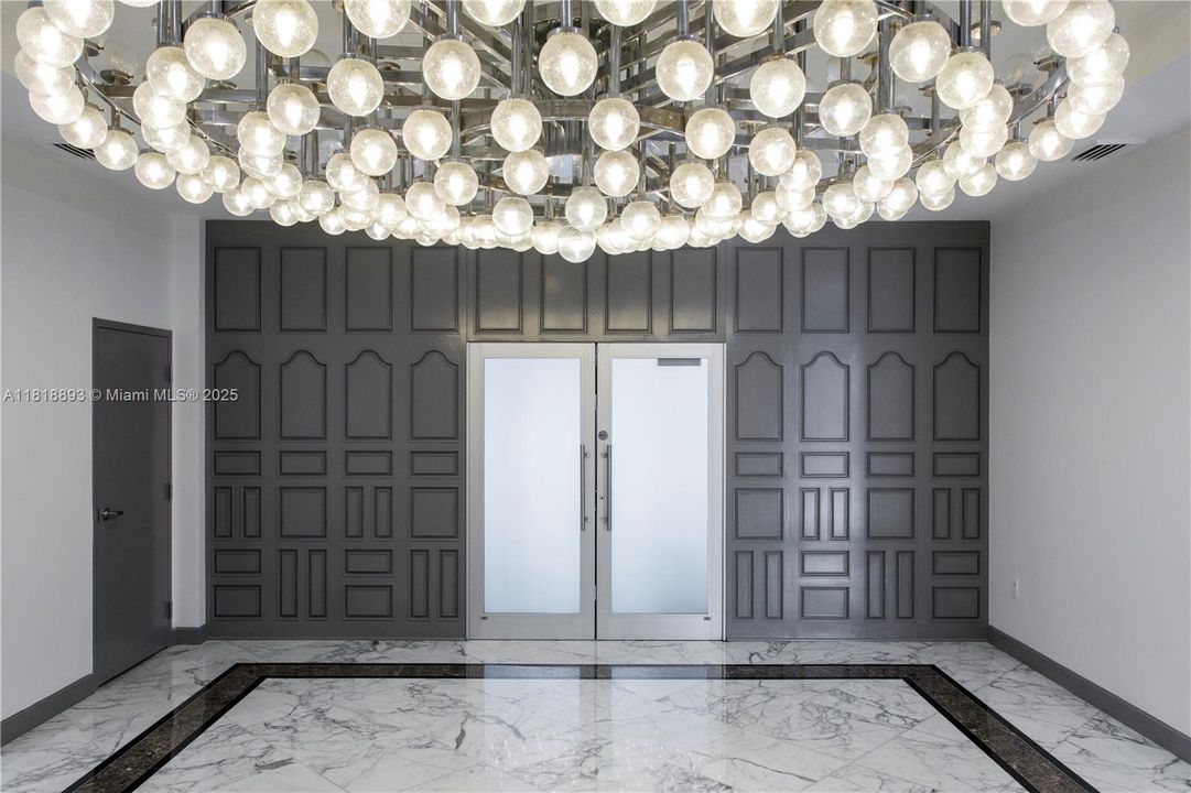 En Venta: $2,880,000 (2 camas, 2 baños, 1950 Pies cuadrados)