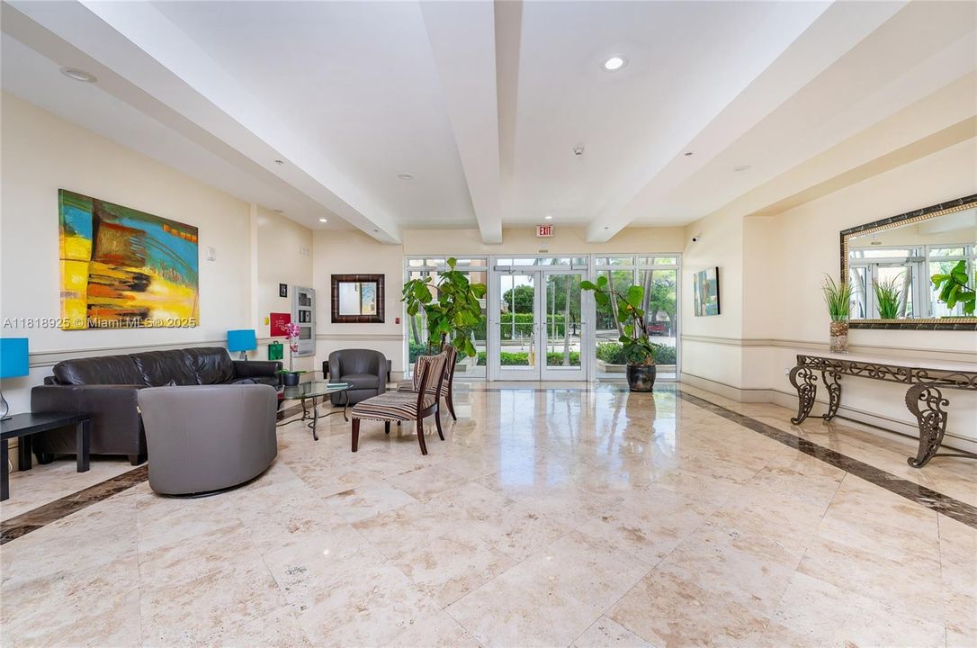 Недавно продано: $312,500 (1 спален, 1 ванн, 760 Квадратных фут)