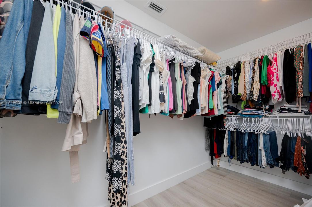 На продажу: $745,000 (4 спален, 3 ванн, 2364 Квадратных фут)