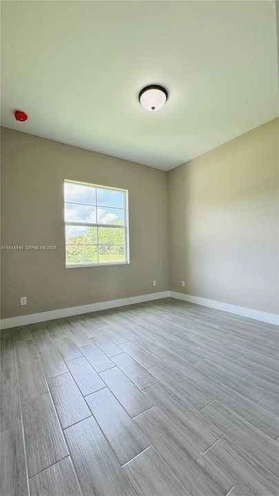 Recently Sold: $315,000 (3 beds, 2 baths, 1681 Square Feet)