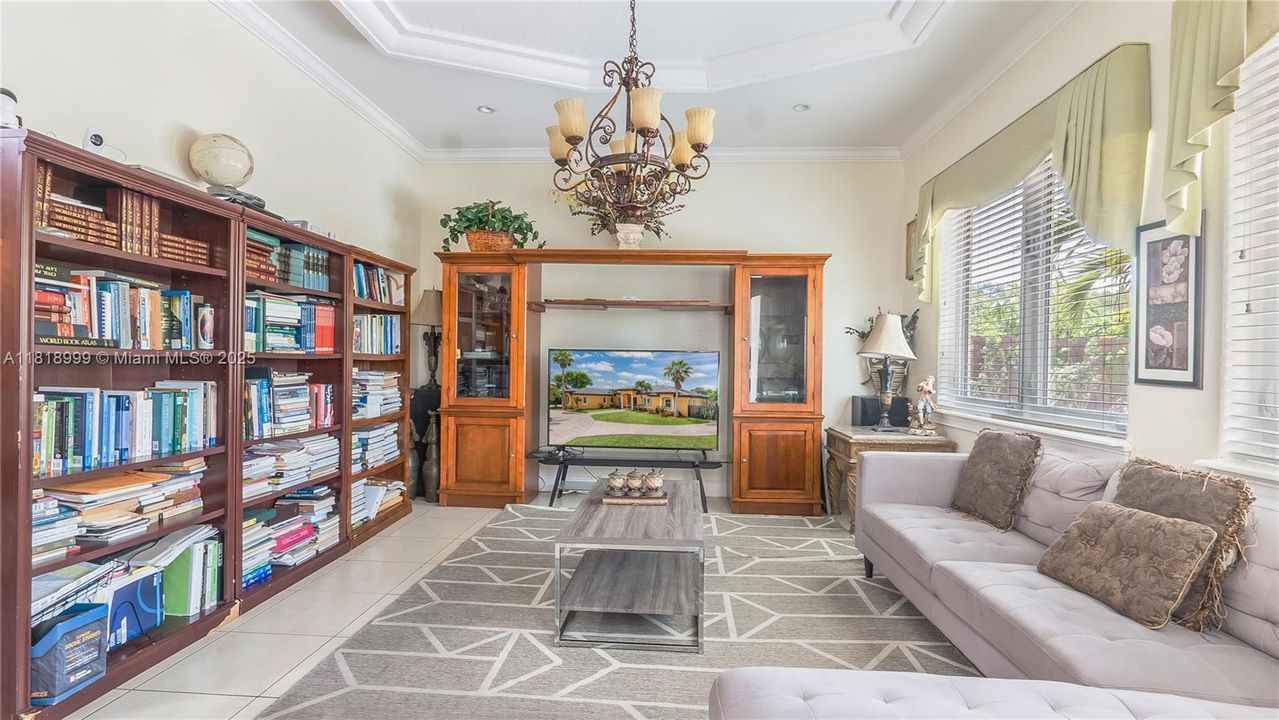 Недавно продано: $1,200,000 (4 спален, 4 ванн, 2685 Квадратных фут)