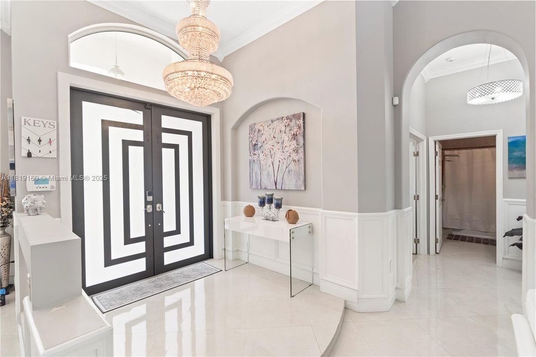 For Sale: $1,600,000 (4 beds, 3 baths, 2779 Square Feet)