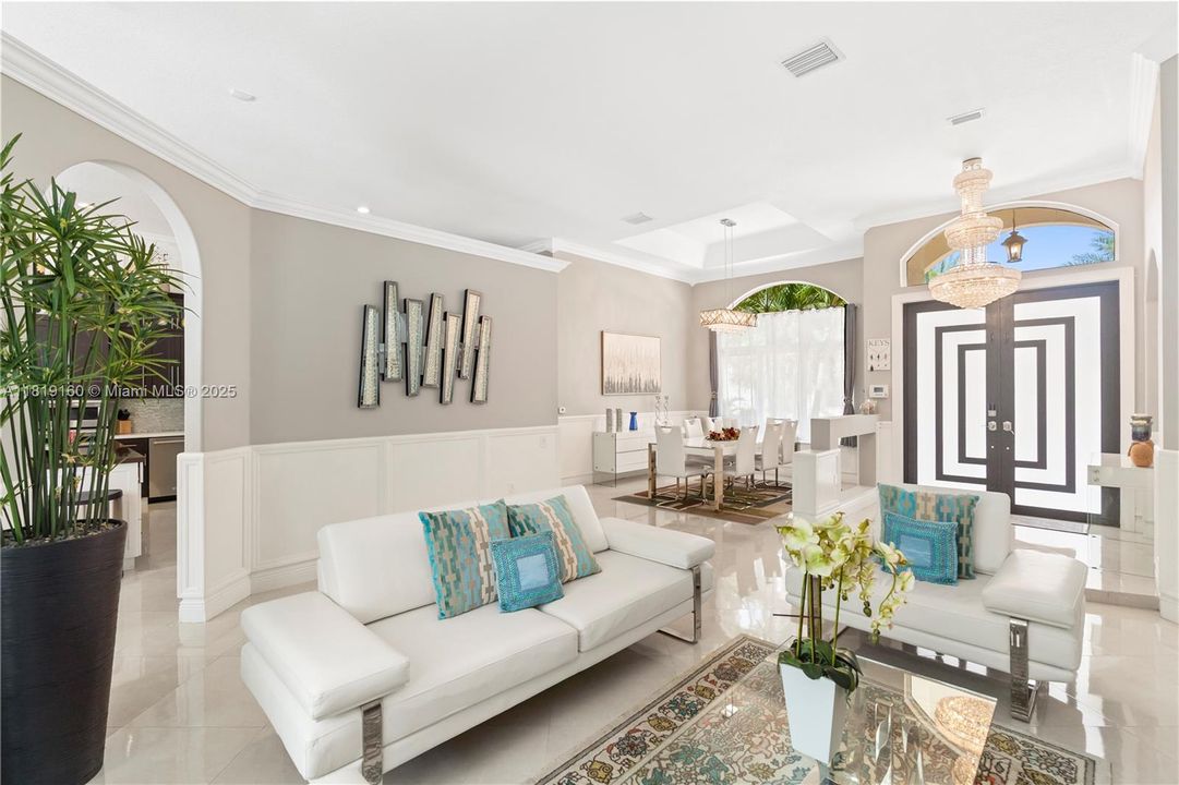 For Sale: $1,600,000 (4 beds, 3 baths, 2779 Square Feet)