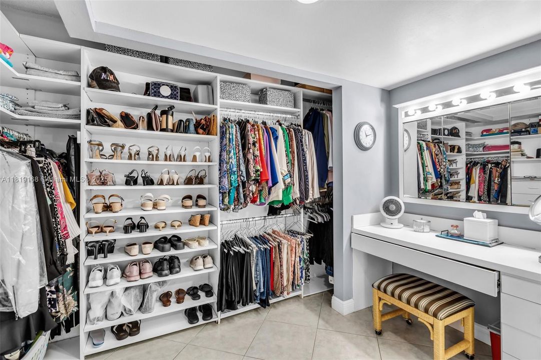 Недавно продано: $375,000 (3 спален, 2 ванн, 1707 Квадратных фут)