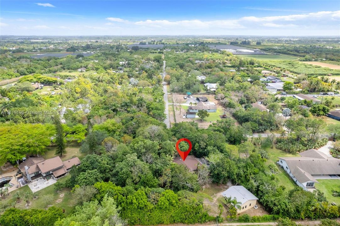 最近售出: $1,149,000 (0 贝兹, 0 浴室, 0 平方英尺)