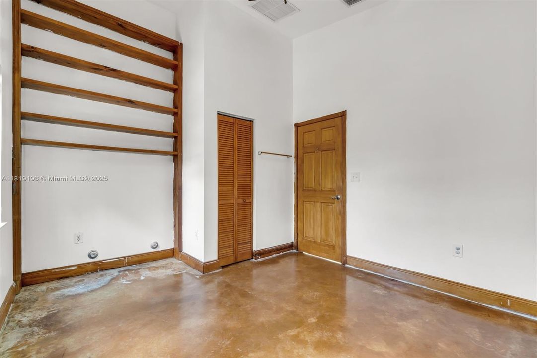 最近售出: $1,149,000 (0 贝兹, 0 浴室, 0 平方英尺)