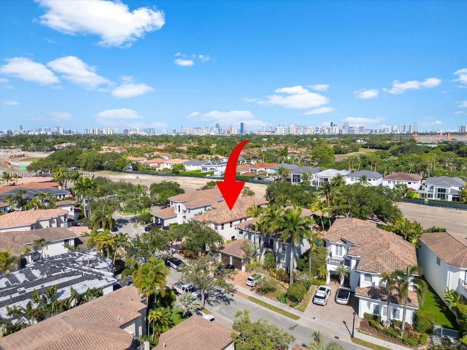 For Sale: $2,975,000 (5 beds, 5 baths, 4780 Square Feet)