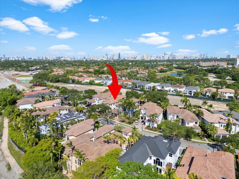 For Sale: $2,975,000 (5 beds, 5 baths, 4780 Square Feet)