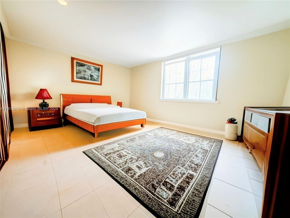 待售: $614,900 (2 贝兹, 2 浴室, 1342 平方英尺)