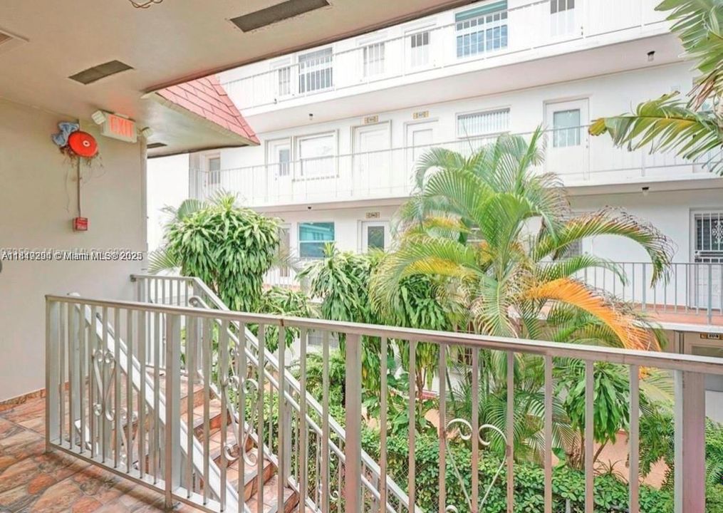 На продажу: $259,000 (1 спален, 1 ванн, 540 Квадратных фут)