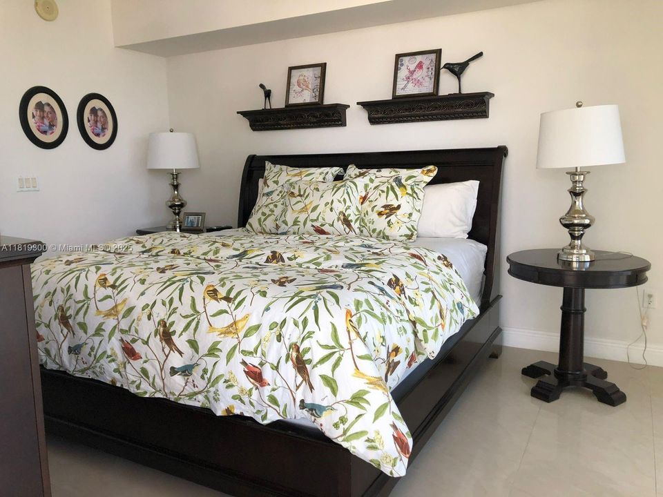 На продажу: $920,000 (3 спален, 3 ванн, 1571 Квадратных фут)