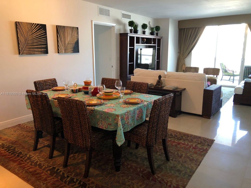 На продажу: $920,000 (3 спален, 3 ванн, 1571 Квадратных фут)