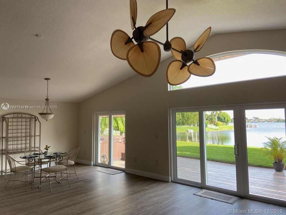 Recently Rented: $3,950 (3 beds, 2 baths, 1648 Square Feet)