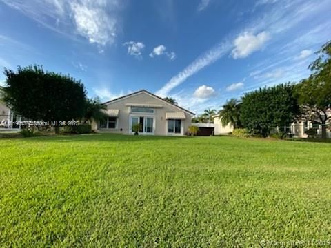 Recently Rented: $3,950 (3 beds, 2 baths, 1648 Square Feet)