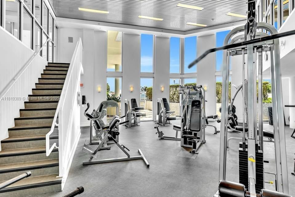 Недавно продано: $760,000 (3 спален, 2 ванн, 1798 Квадратных фут)