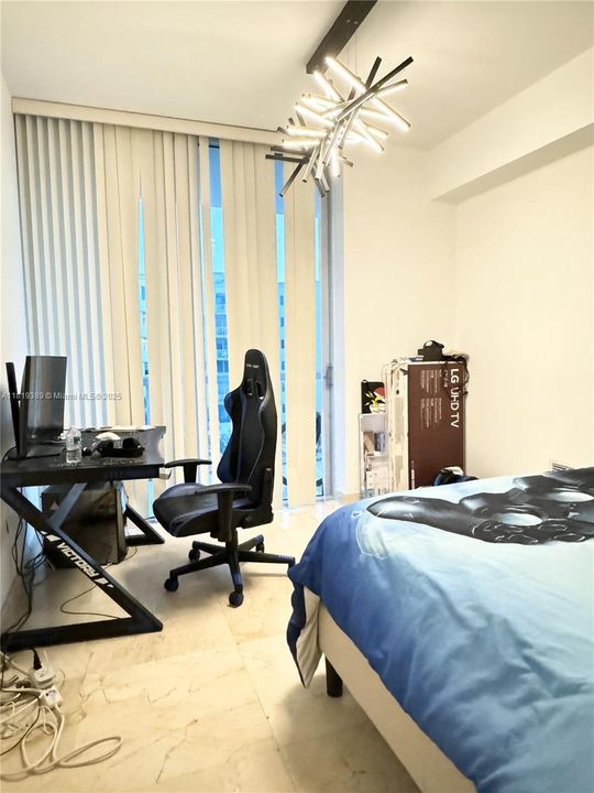 Недавно продано: $760,000 (3 спален, 2 ванн, 1798 Квадратных фут)