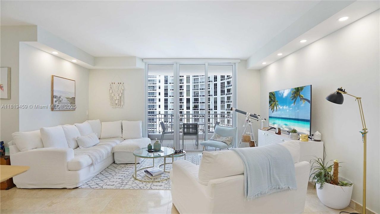 На продажу: $995,000 (2 спален, 2 ванн, 1303 Квадратных фут)