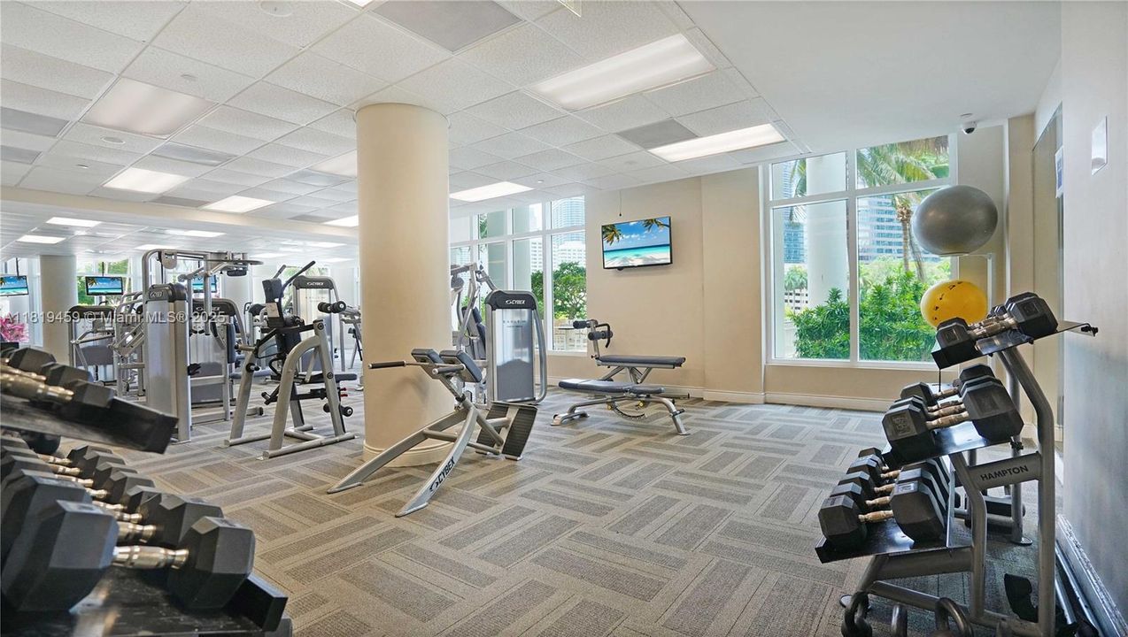 На продажу: $995,000 (2 спален, 2 ванн, 1303 Квадратных фут)