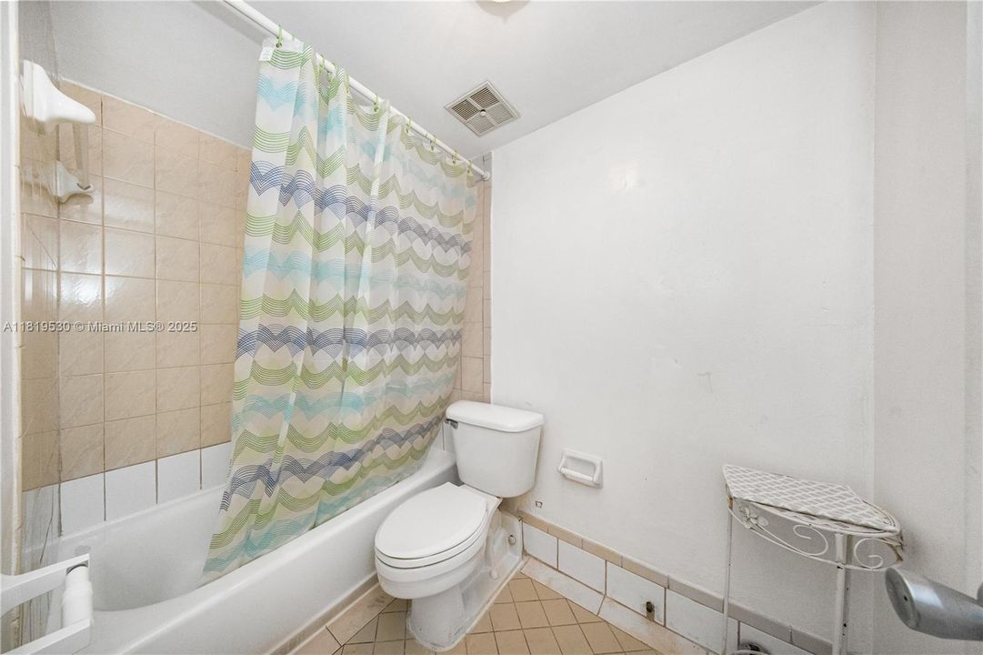 Vendido Recientemente: $275,000 (2 camas, 2 baños, 848 Pies cuadrados)