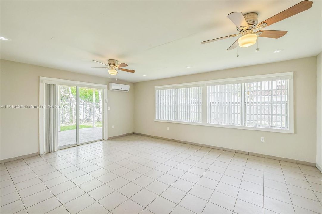 Recently Sold: $504,000 (3 beds, 1 baths, 1591 Square Feet)