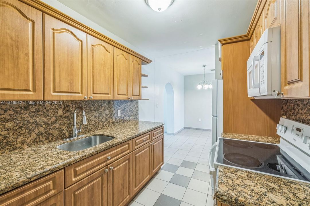 Recently Sold: $504,000 (3 beds, 1 baths, 1591 Square Feet)