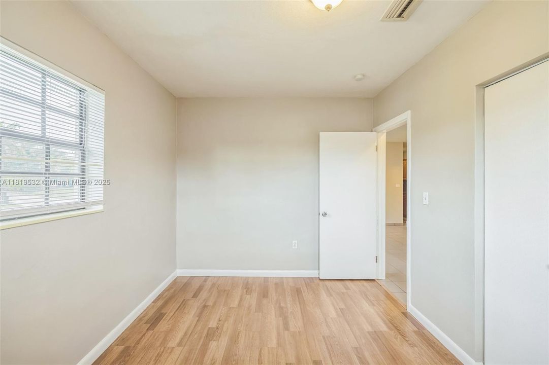 Recently Sold: $504,000 (3 beds, 1 baths, 1591 Square Feet)