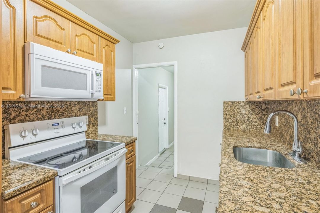 Recently Sold: $504,000 (3 beds, 1 baths, 1591 Square Feet)