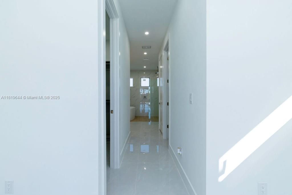 Recently Sold: $568,500 (4 beds, 3 baths, 0 Square Feet)