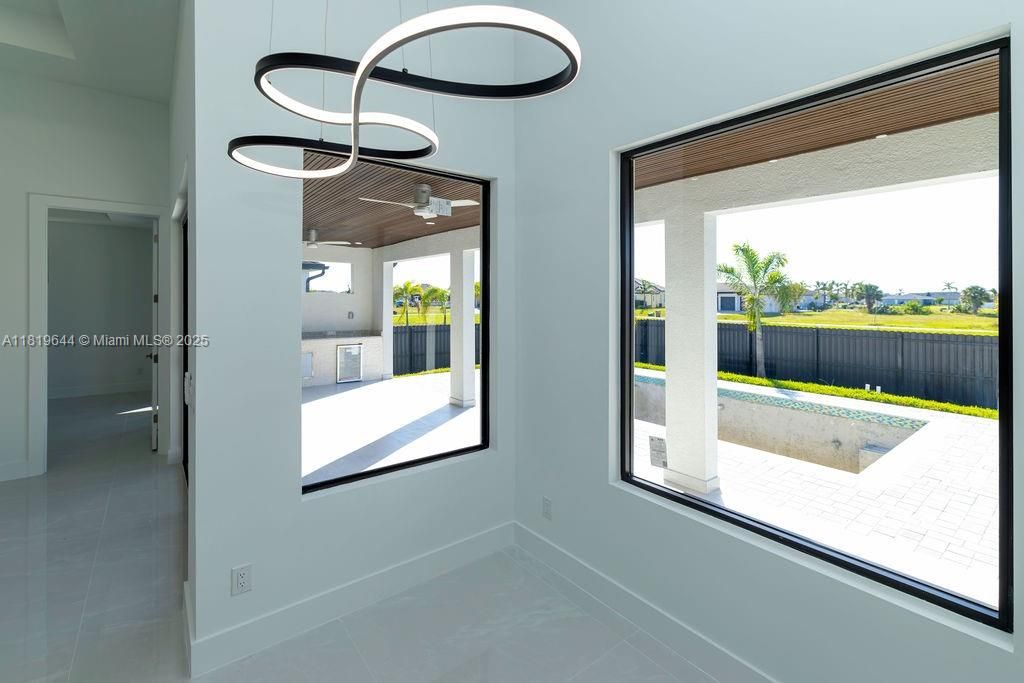 Recently Sold: $568,500 (4 beds, 3 baths, 0 Square Feet)