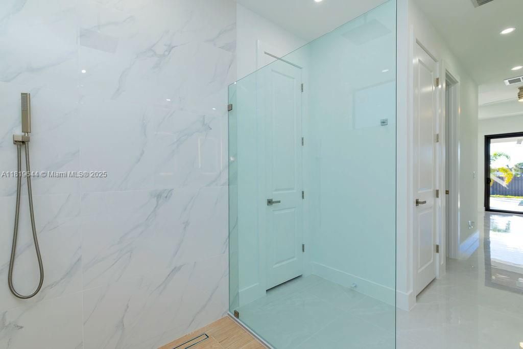 Recently Sold: $568,500 (4 beds, 3 baths, 0 Square Feet)