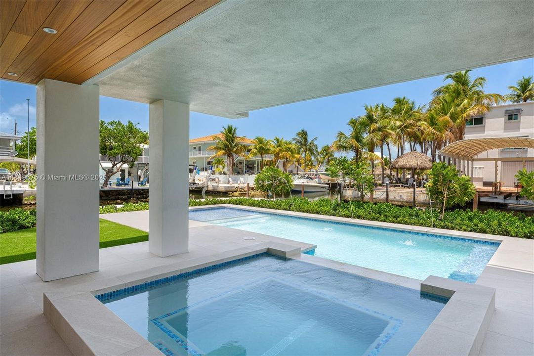 For Sale: $4,950,000 (5 beds, 5 baths, 4473 Square Feet)