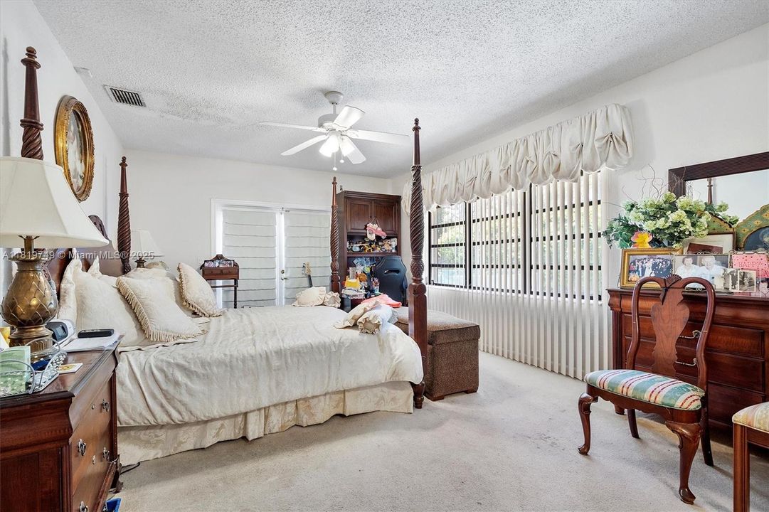 待售: $5,750,000 (3 贝兹, 5 浴室, 2688 平方英尺)